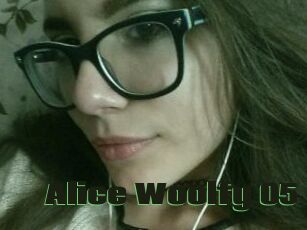 Alice_Woolfy_05