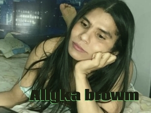 Allyka_browm