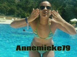 Annemieke79