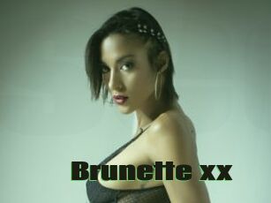 Brunette_xx