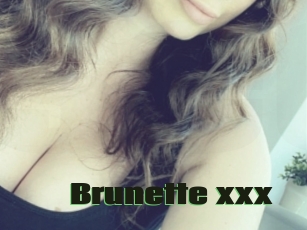 Brunette_xxx