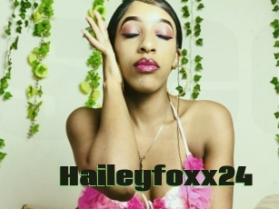 Haileyfoxx24