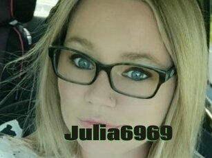 Julia6969