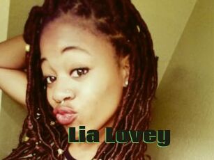 Lia_Lovey