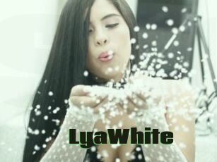 LyaWhite