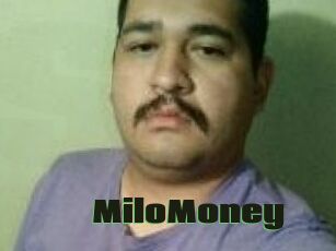 MiloMoney Sex chat xxl