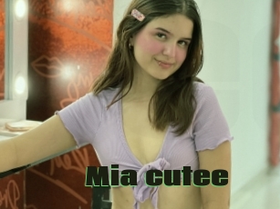 Mia_cutee