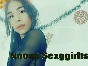 Naomi_Sexggirlts