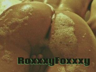 RoxxxyFoxxxy