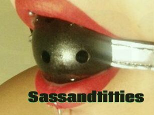 Sassandtitties